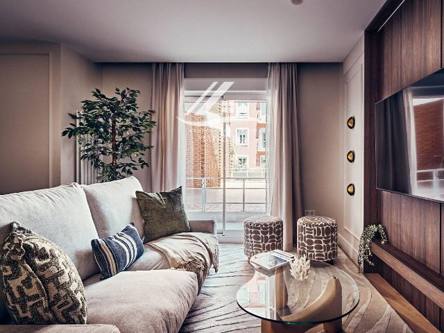 Piso en venta en Madrid, Goya. Exclusiva vivienda con garaje en Salamanca. Pisos.