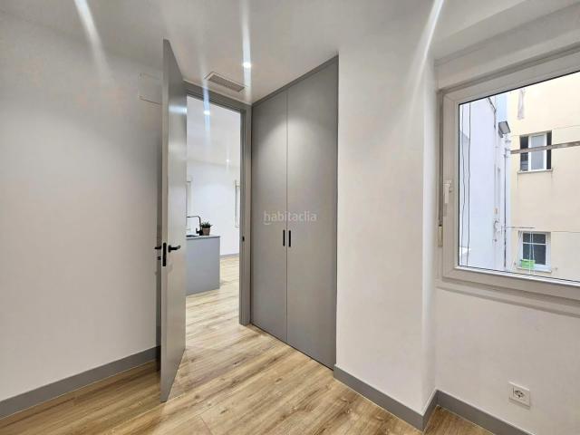 Piso en venta en Madrid, Goya. Exclusiva vivienda de dos dormitorios completamente reformada en el corazón del Barrio de Salamanca. Pisos.