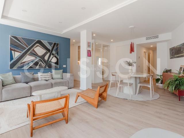 Piso en venta en Madrid, Goya. Elegancia Urbana con Terraza en el Corazón del Barrio Salamanca. Pisos.