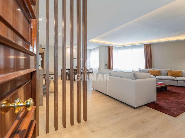 Piso en venta en Madrid, Goya. Entre las prestigiosas calles Jorge Juan y Alcalá, se encuentra esta espectacular vivienda totalmente reformada, lista para entrar. Pisos.