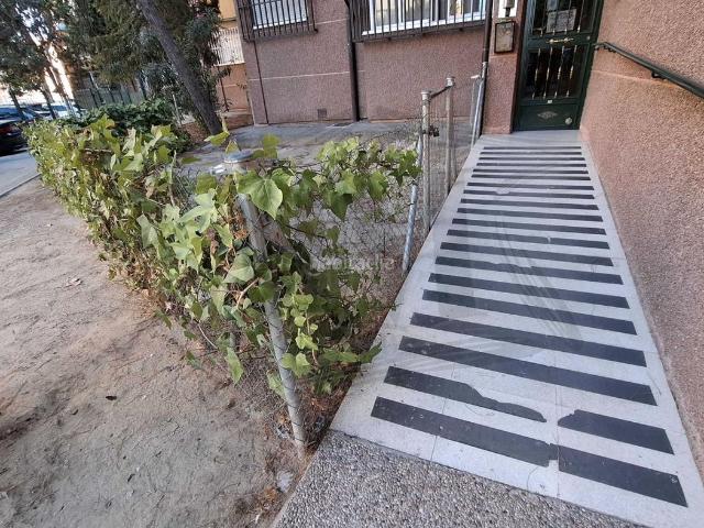 Piso en venta en Madrid, Hellín. !COMPRA tú PISO y OLVIDATE del ALQUILER!. Pisos.