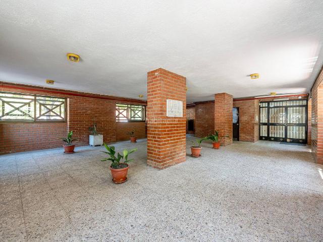 Piso en venta en Madrid, Hellín. OPORTUNIDAD EN LA ZONA DE HELLIN 4 DORMITORIOS, 2 BAÑOS, CON 2 TERRAZAS Y ASCENSOR. Pisos.