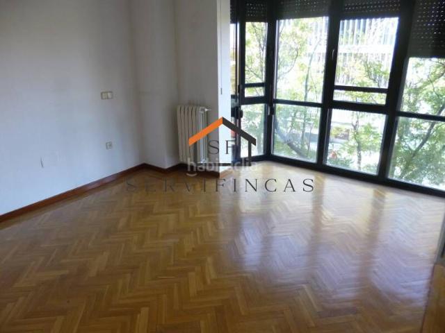 Piso en venta en Madrid, Imperial. Pisos.