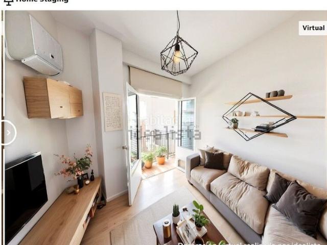 Piso en venta en Madrid, Justicia Chueca. GLOBALPISO MALASAÑA VENDE EN EXCLUSIVAChueca no se visita, se vive!Y desde calle Santa Brígida, una calle tranquila y auténtica, l. Pisos.