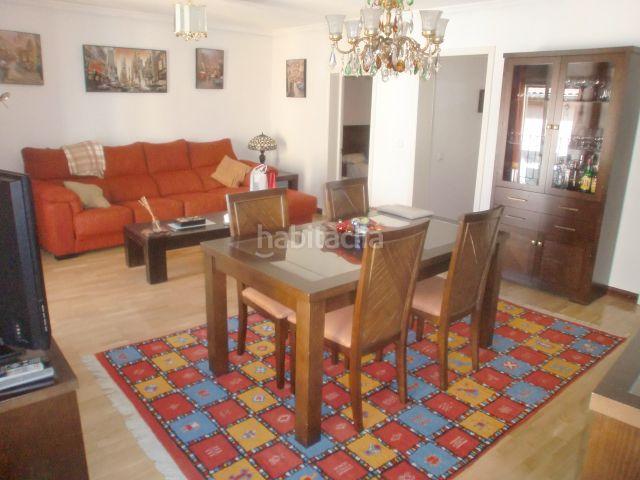 Piso en venta en Madrid, Justicia Chueca. Piso EXTERIOR de 2 habitaciones y 2 balcones. Pisos.