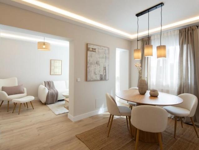 Piso en venta en Madrid, La Paz
