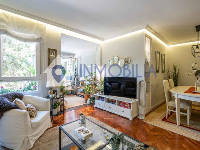 Piso en venta en Madrid, La Paz. Pisos.