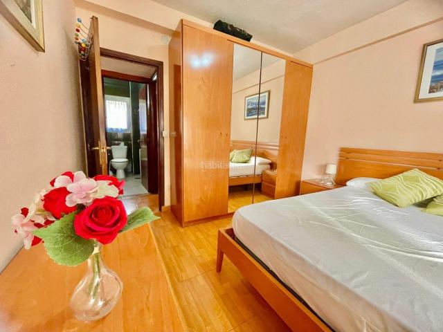 Piso en venta en Madrid, Las Águilas. Bajo de 2 habitaciones en Las Águilas Excelente ubicación y comunicación. Pisos.