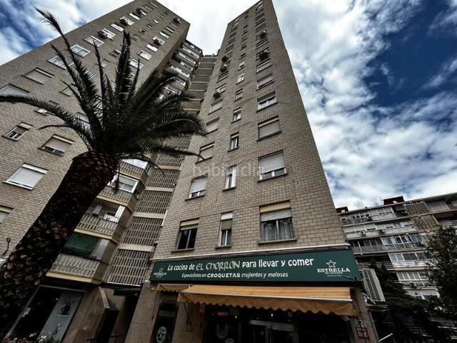 Piso en venta en Madrid, Las Águilas. GLOBALPISO LAS ÁGUILAS vende piso, ascensor, plaza de garaje al aire libre según disponibilidad, excelentes vistas, piso para inve. Pisos.