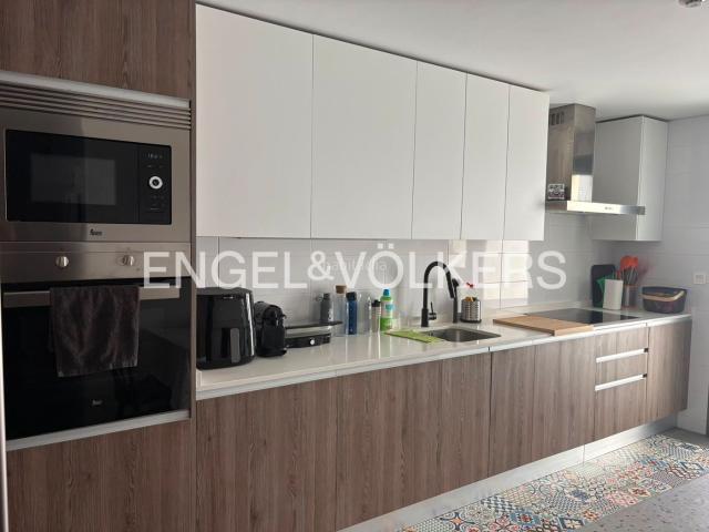 Piso en venta en Madrid, Las Tablas. Elegante y exclusivo piso de 4 dormitorios con terraza en Las Tablas. Pisos.