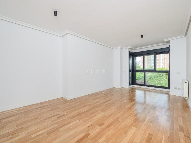 Piso en venta en Madrid, Legazpi. Pisos.