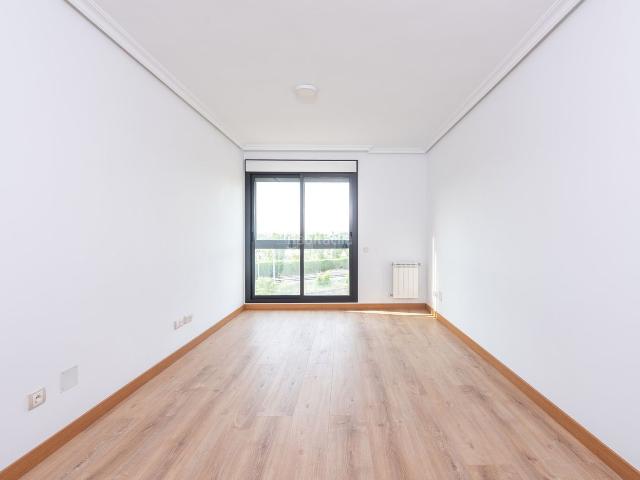 Piso en venta en Madrid, Legazpi. Pisos.