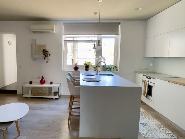 Piso en venta en Madrid, Lista. EXCLUSIVO PISO EXTERIOR CON REFORMA DE AUTOR EN LA CALLE JUAN BRAVO. Pisos.