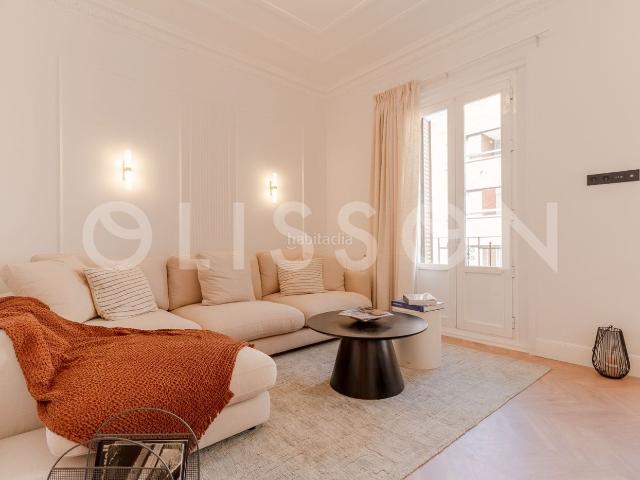 Piso en venta en Madrid, Lista. Exclusivo piso luminoso en la calle Alcantara. Pisos.