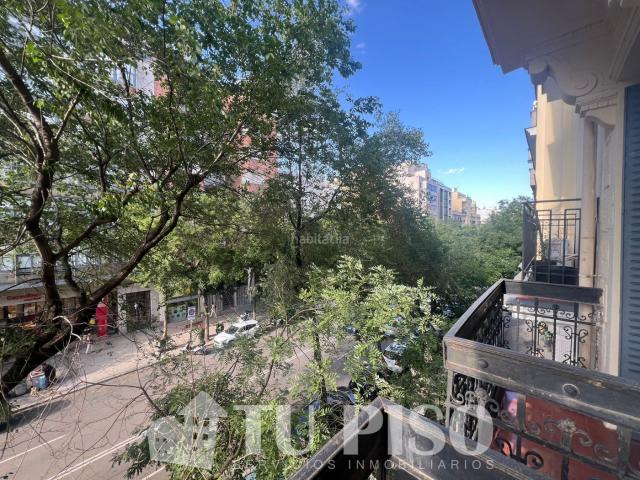 Piso en venta en Madrid, Lista. Inmueble exterior con Balcones a la calle José Ortega y GAsset. Pisos.