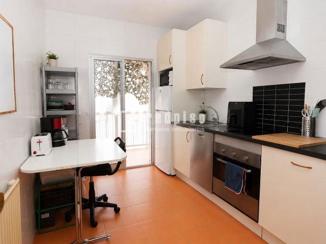 Piso en venta en Madrid, Los Ángeles. Piso en venta en Calle de Arama, Los Ángeles, Villaverde, Madrid. Pisos.
