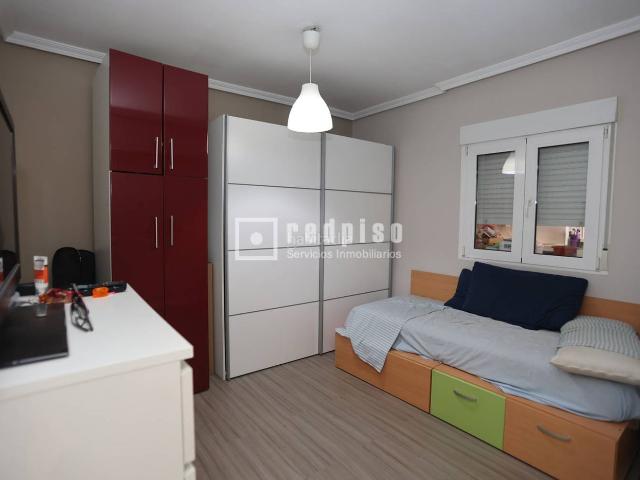 Piso en venta en Madrid, Los Ángeles. Piso en venta en Calle de La Alegría de la Huerta, Los Ángeles, Villaverde, Madrid. Pisos.