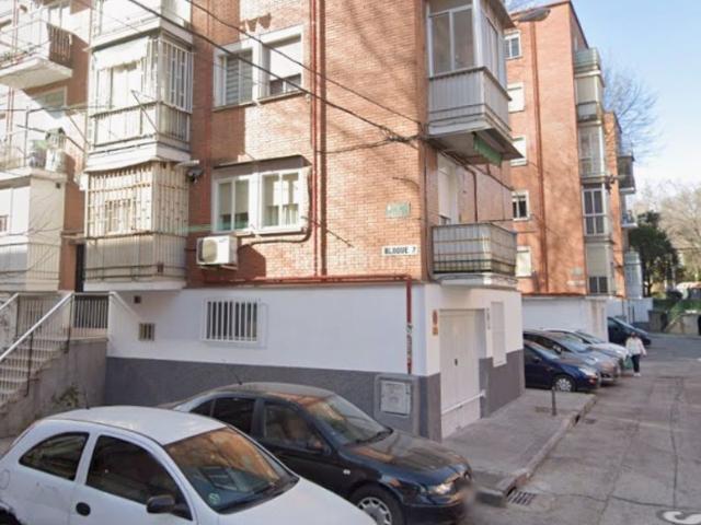 Piso en venta en Madrid, Los Ángeles. SOLO INVERSORES. SE VENDE VIVIENDA CON OCUPACIÓN ILEGAL. NO ADMITE VISITAS. Pisos.