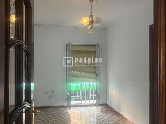 Piso en venta en Madrid, Los Rosales. MAGNIFICA UBICACIÓN. Pisos.