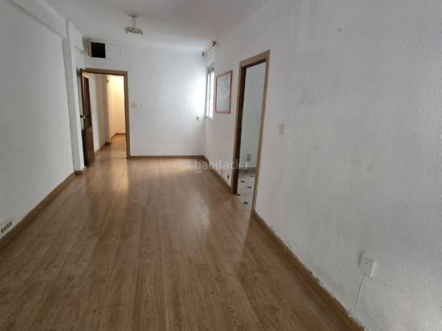 Piso en venta en Madrid, Los Rosales. PISO DE DOS HABITACIONES. Pisos.