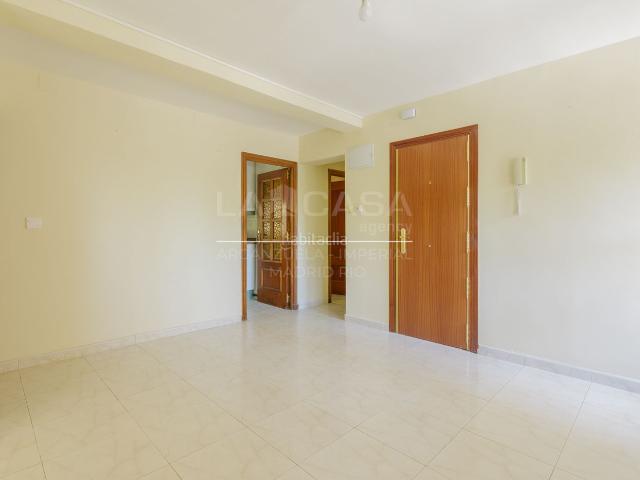 Piso en venta en Madrid, Lucero. piso en venta en cuart de poblet, madrid. Pisos.