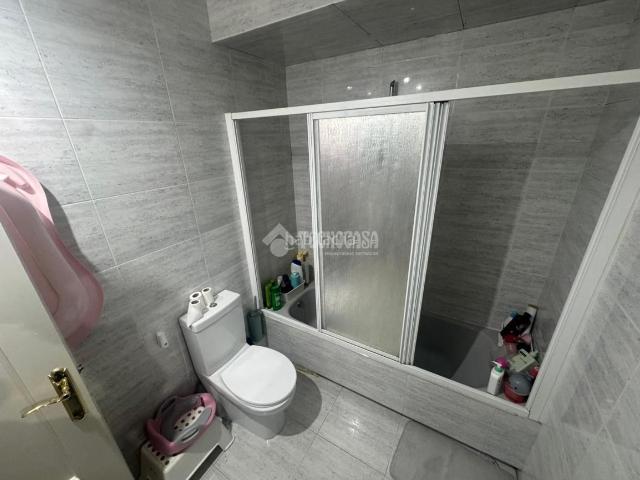 Piso en venta en Madrid, Lucero. Piso en venta en Madrid. Pisos.