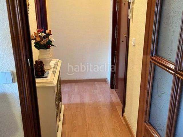 Piso en venta en Madrid, Lucero. Pisos.