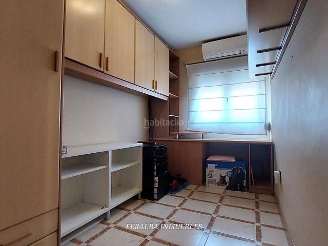 Piso en venta en Madrid, Lucero. Pisos.