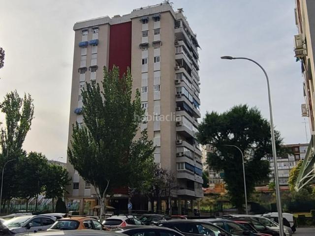 Piso en venta en Madrid, Lucero. VENTA DE LA NUDA PROPIEDAD EN LUCERO. Pisos.