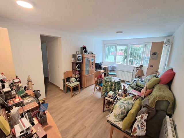 Piso en venta en Madrid, Media Legua. OPORTUNIDAD DE INVERSION VENTA DE NUDA PROPIEDAD. Pisos.