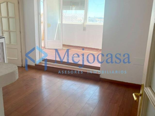 Piso en venta en Madrid, Moscardó. Fantástico Ático con increíbles vistas en Macelo Usera. Pisos.