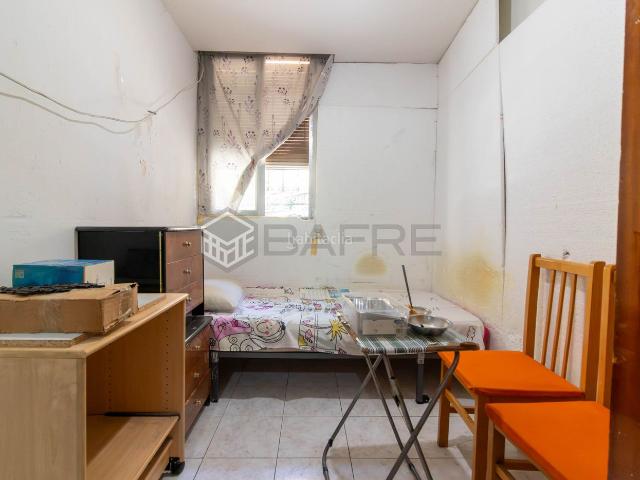 Piso en venta en Madrid, Moscardó. Pisos.