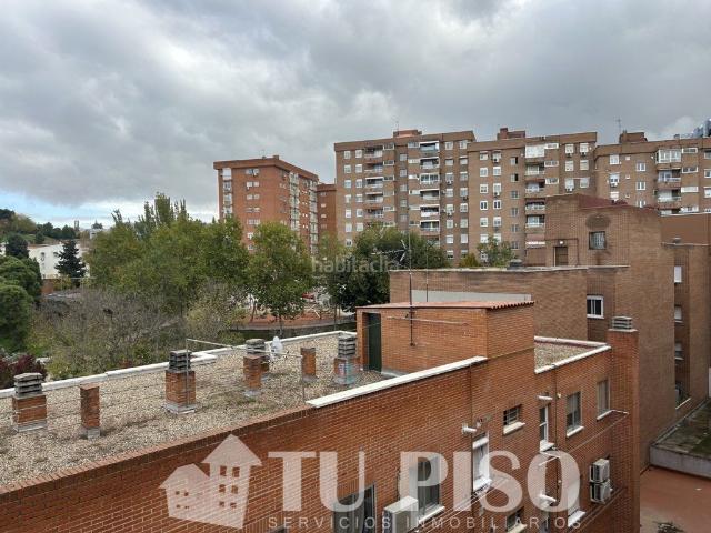 Piso en venta en Madrid, Numancia. CUARTA PLANTA TOTALMENTE REFORMADA CON AMPLIAS VISTAS AL EXTERIOR. Pisos.