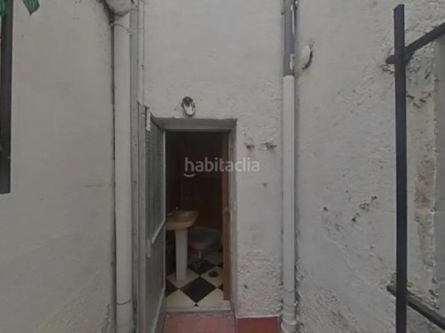 Piso en venta en Madrid, Numancia. Madrid, Madrid. EN RENTABILIDAD se vende alquilado, no se puede visitar ni hipotecar. Pisos.