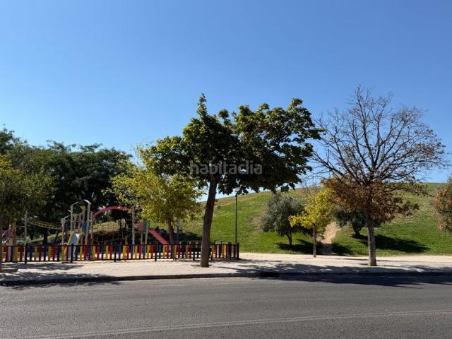 Piso en venta en Madrid, Numancia. Piso de 106 m2 con terraza en el barrio de Moratalaz. Pisos.