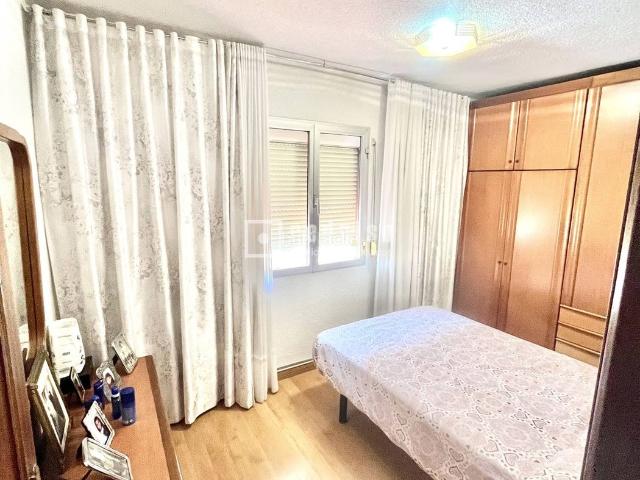 Piso en venta en Madrid, Numancia. Pisos.
