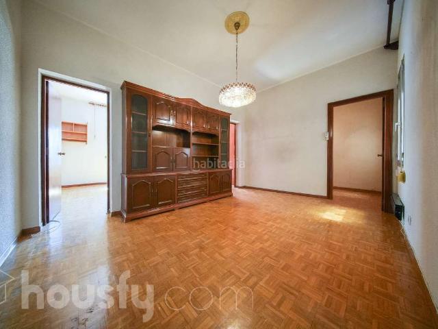 Piso en venta en Madrid, Nueva España. Pisos.