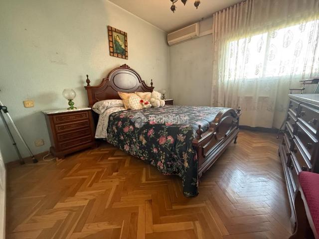 Piso en venta en Madrid, Orcasitas. Piso en venta en Madrid. Pisos.