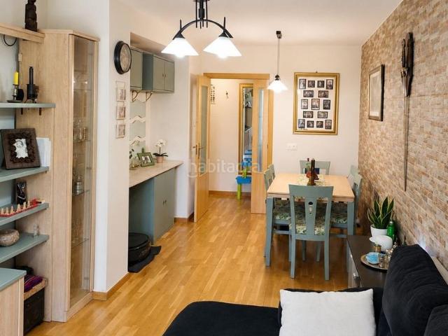 Piso en venta en Madrid, Orcasitas. Pisos.