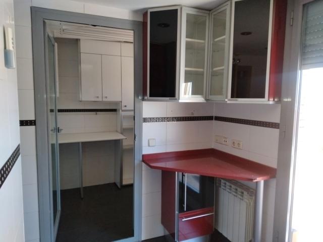Piso en venta en Madrid, Orcasitas. Pisos.