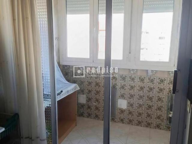 Piso en venta en Madrid, Orcasitas. Pisos.
