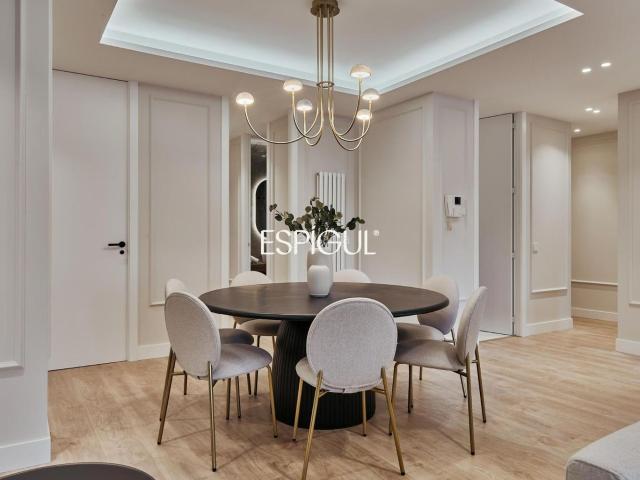 Piso en venta en Madrid, Palacio. Piso en venta en la Calle Bailén. Pisos.