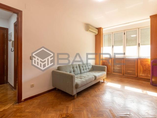 Piso en venta en Madrid, Palomeras Bajas. Pisos.