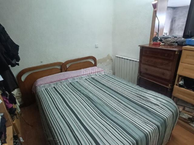 Piso en venta en Madrid, Palomeras Bajas. VENTA PISO A REFORMAR EN BARRIO DE PALOMERAS BAJAS. Pisos.