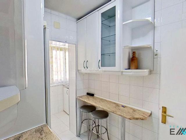 Piso en venta en Madrid, Palomeras Sureste. UBICACIÓN PRIVILEGIADA! PROYECTO DE ASCENSOR APROBADO!. Pisos.