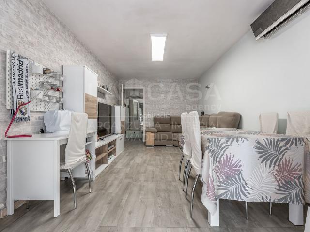 Piso en venta en Madrid, Palomeras Sureste. Pisos.
