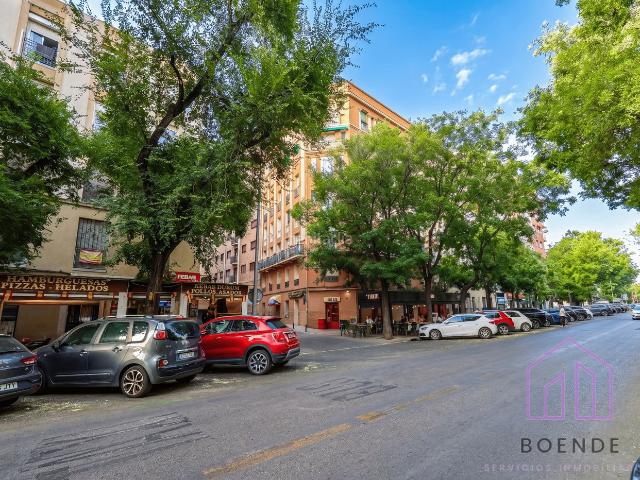Piso en venta en Madrid, Palos de Moguer. Piso con terraza a 5 minutos de Atocha. Pisos.