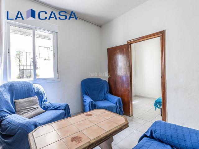 Piso en venta en Madrid, Palos de Moguer. Piso de 38 m con 2 dormitorios para reformar en Delicias, Madrid. Pisos.