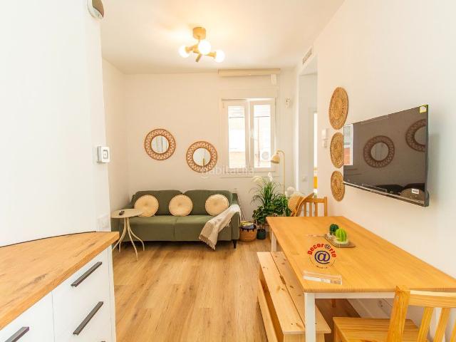 Piso en venta en Madrid, Palos de Moguer. Piso en venta en Calle de Tarragona 12. Pisos.
