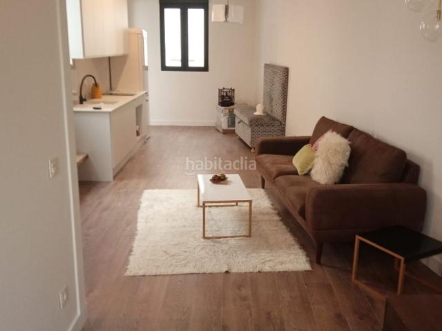 Piso en venta en Madrid, Palos de Moguer. Pisos.